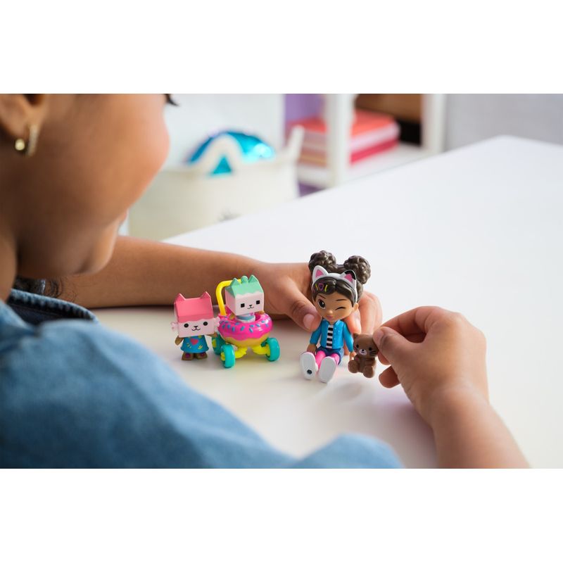 Jucarii, Copii si Bebe - Jucarii si jocuri - Figurine - Gabbys dollhouse set figurine kitty care - Infinity.ro
