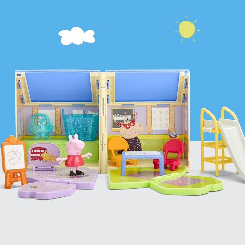 Jucarii, Copii si Bebe - Jucarii si jocuri - Figurine - Peppa pig locul de joaca apasa si deschide al lui peppa - Infinity.ro