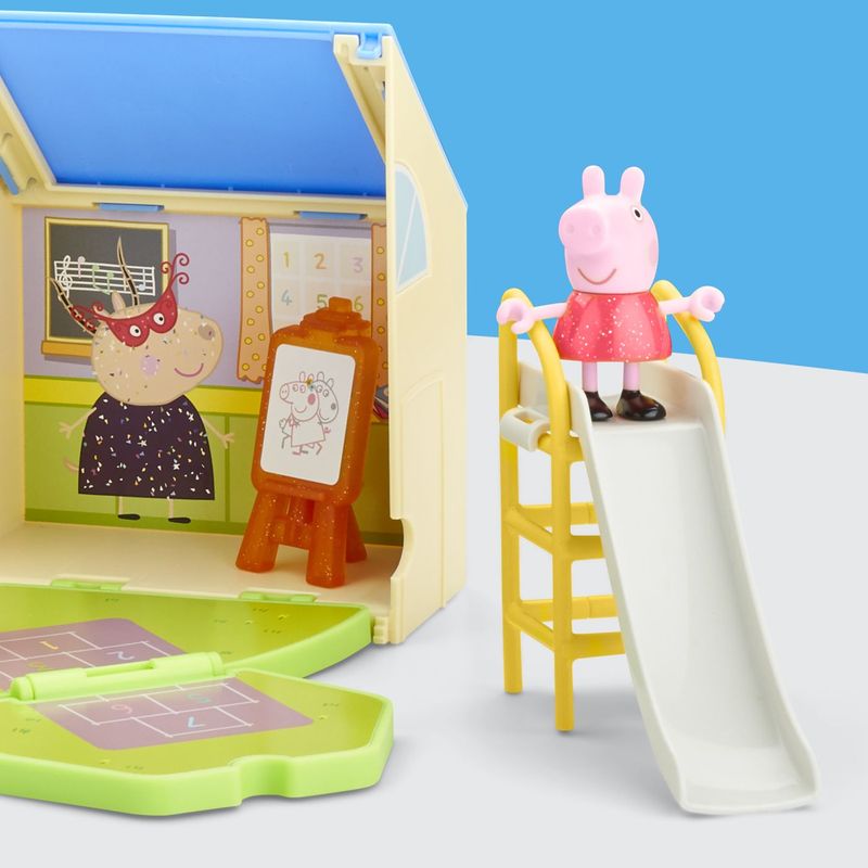 Jucarii, Copii si Bebe - Jucarii si jocuri - Figurine - Peppa pig locul de joaca apasa si deschide al lui peppa - Infinity.ro