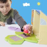 Jucarii, Copii si Bebe - Jucarii si jocuri - Figurine - Peppa pig locul de joaca apasa si deschide al lui peppa - Infinity.ro