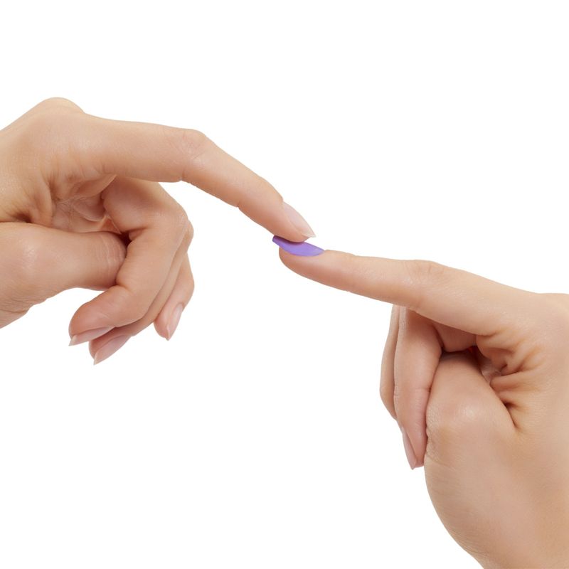 Jucarii, Copii si Bebe - Jucarii si jocuri - Papusi si accesorii - Papusi - L.O.L. surprise! omg sweet nails candylicious sprinkles shop set papusa cu accesorii - Infinity.ro