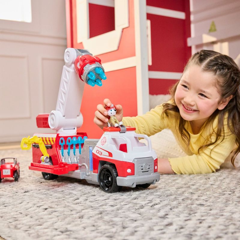 Jucarii, Copii si Bebe - Jucarii si jocuri - Vehicule si jucarii cu telecomanda - Masinute - Patrula catelusilor masina de pompieri cu lumini si sunete - Infinity.ro