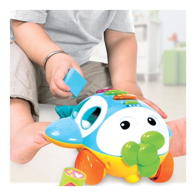 Jucarii, Copii si Bebe - Jucarii si jocuri - Jucarii bebelusi - Jucarii interactive bebelusi - Winfun jucarie de tras avion cu activitati - Infinity.ro