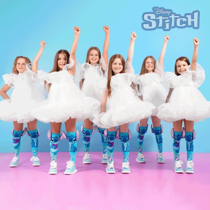 Fashion, accesorii si bijuterii - Copii - Lenjerie si pijamale copii - Sosete si dresuri copii - Sosete lungi colorate Madmia Silver Stitch pentru fete 3-5 ani - Infinity.ro