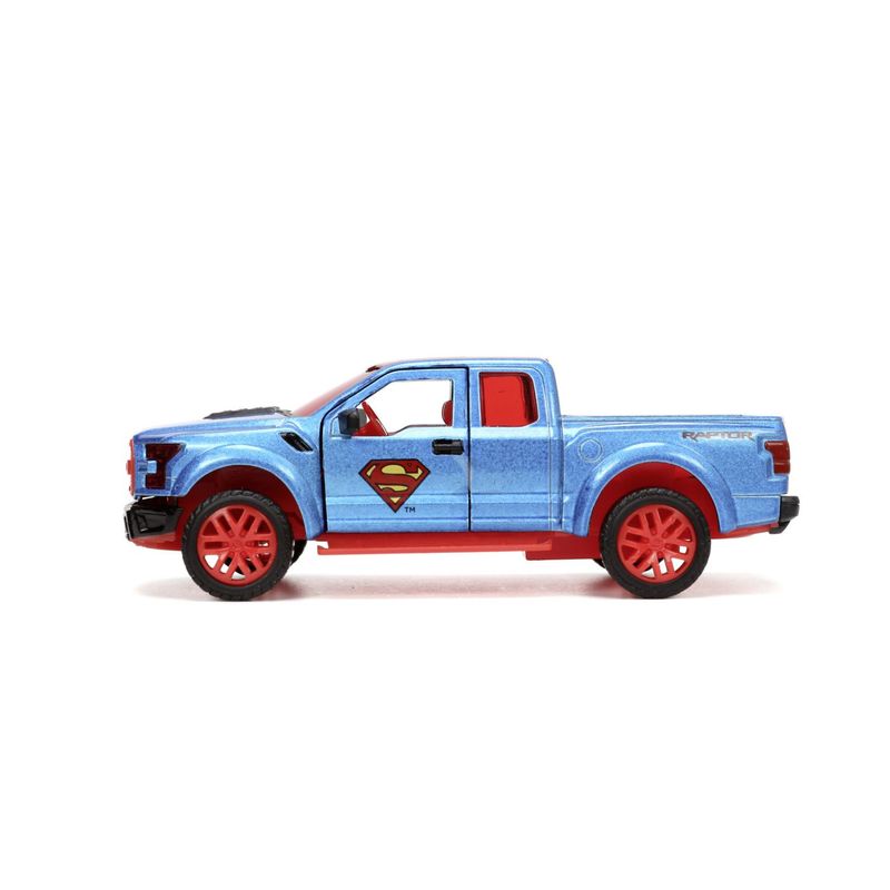 Jucarii, Copii si Bebe - Jucarii si jocuri - Vehicule si jucarii cu telecomanda - Masinute - Jada dc set figurina metalica superman si masinuta 2017 ford f 150 raptor scara 1:32 - Infinity.ro