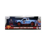 Jucarii, Copii si Bebe - Jucarii si jocuri - Vehicule si jucarii cu telecomanda - Masinute - Jada dc set figurina metalica superman si masinuta 2017 ford f 150 raptor scara 1:32 - Infinity.ro