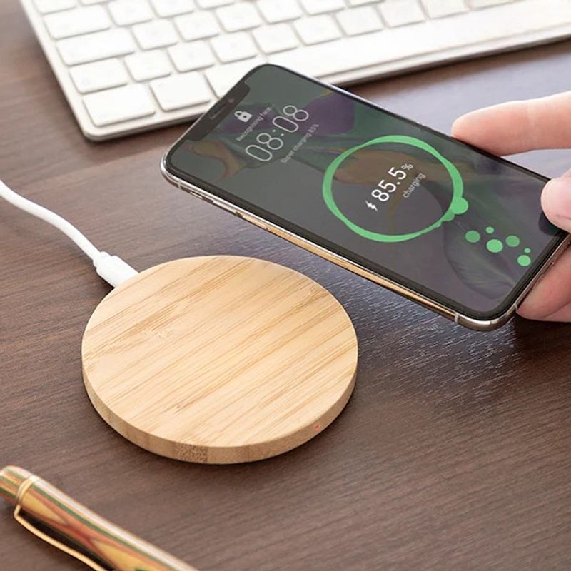Laptop, Telefoane si Tablete - Telefoane mobile si accesorii - Accesorii Telefoane - Incarcatoare telefoane - Incarcator wireless Wirber01 pentru telefon, lemn bambus, alimentare USB - Infinity.ro