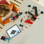 Jucarii, Copii si Bebe - Jucarii si jocuri - Seturi de constructie si cuburi - Seturi de constructie - Lego Minecraft Turnul Enderman 21279 - Infinity.ro