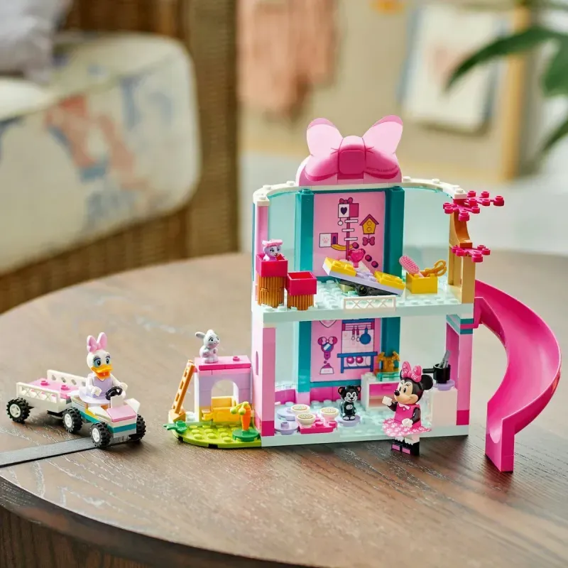 Jucarii, Copii si Bebe - Jucarii si jocuri - Seturi de constructie si cuburi - Seturi de constructie - Lego Disney Hotelul Pentru Animale De Companie A Lui Minnie 43274 - Infinity.ro