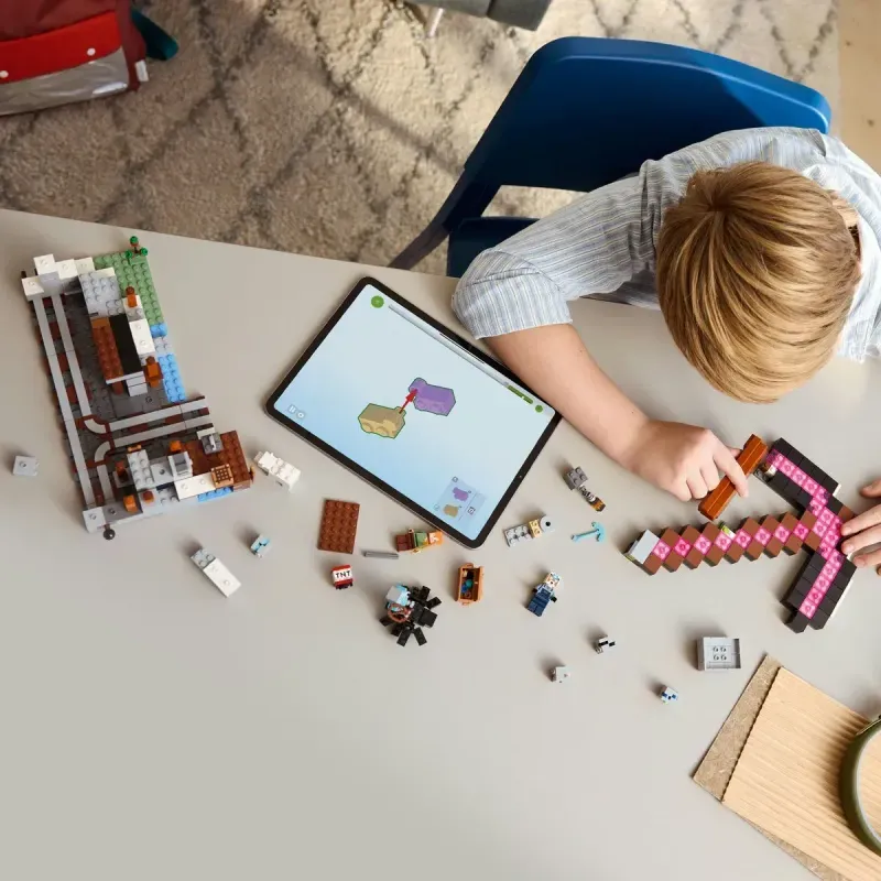 Jucarii, Copii si Bebe - Jucarii si jocuri - Seturi de constructie si cuburi - Seturi de constructie - Lego Minecraft Mina Tarnacop 21277 - Infinity.ro