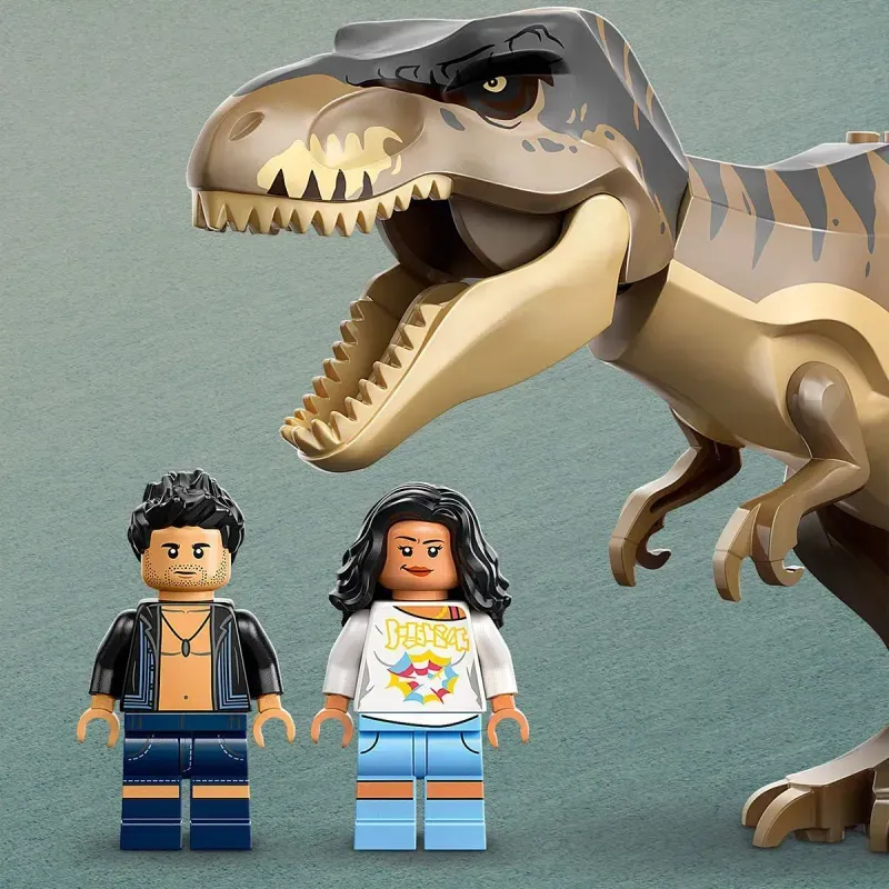 Jucarii, Copii si Bebe - Jucarii si jocuri - Seturi de constructie si cuburi - Seturi de constructie - Lego Jurassic World Renasterea Evadare Pe Rau Din Calea Unui T Rex 76975 - Infinity.ro