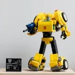 Jucarii, Copii si Bebe - Jucarii si jocuri - Seturi de constructie si cuburi - Seturi de constructie - Lego Icons Transformers Bumblebee 10338 - Infinity.ro