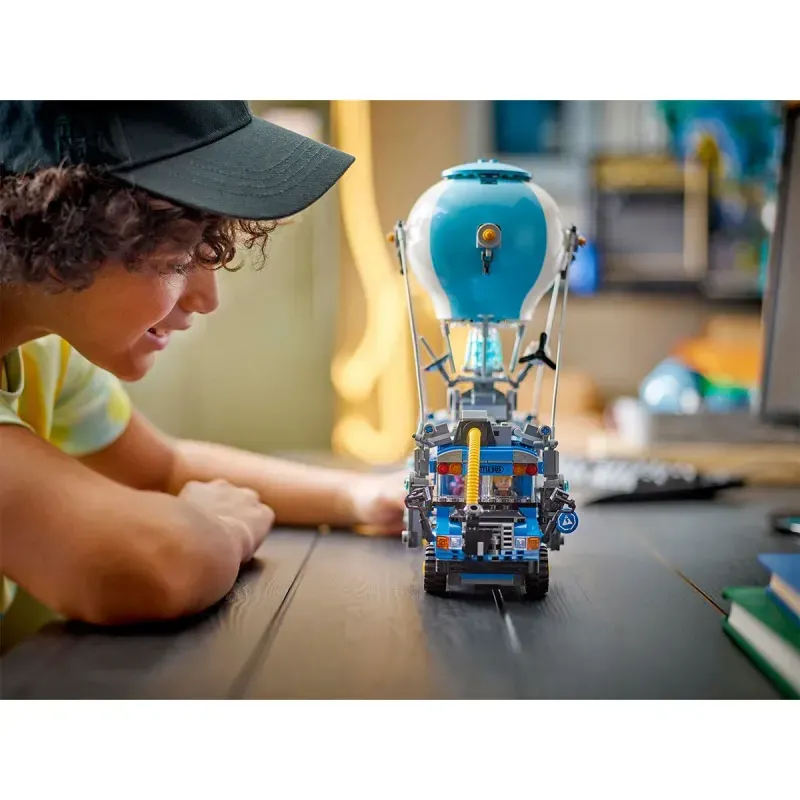 Jucarii, Copii si Bebe - Jucarii si jocuri - Seturi de constructie si cuburi - Seturi de constructie - Lego Fortnite Autobuzul De Lupta 77073 - Infinity.ro
