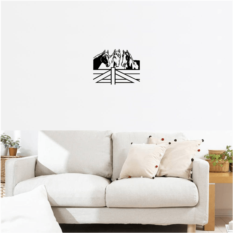 Casa si Gradina - Decoratiuni - Decoratiuni perete - Decor perete Cai HH768 din lemn - 26 L x 20 H (cm) - Infinity.ro