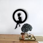 Casa si Gradina - Decoratiuni - Decoratiuni perete - Decor perete Personalizabil Fata din Cerc HHH146 din lemn - 28 L x 38 H (cm) - Infinity.ro