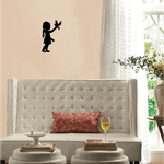 Casa si Gradina - Decoratiuni - Decoratiuni perete - Decor perete Fetita cu Porumbel HH692 din lemn - 35 L x 57 H (cm) - Infinity.ro