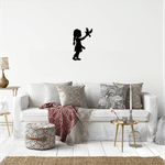 Casa si Gradina - Decoratiuni - Decoratiuni perete - Decor perete Fetita cu Porumbel HH692 din lemn - 35 L x 57 H (cm) - Infinity.ro