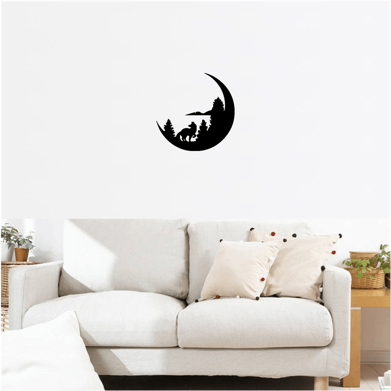 Casa si Gradina - Decoratiuni - Decoratiuni perete - Decor perete Lup si Luna HH695 din lemn - 20 L x 20 H (cm) - Infinity.ro