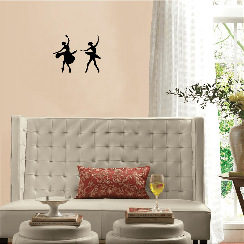 Casa si Gradina - Decoratiuni - Decoratiuni perete - Decor perete Balerine din 2 Parti HH798 din lemn - 32 L x 25 H (cm) - Infinity.ro