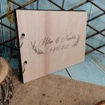 Market - Cadouri - Rame si albume foto - Album Foto GuestBook Nunta HH1640 Model Frunze Personalizat din lemn 30 x 21 cm - Infinity.ro