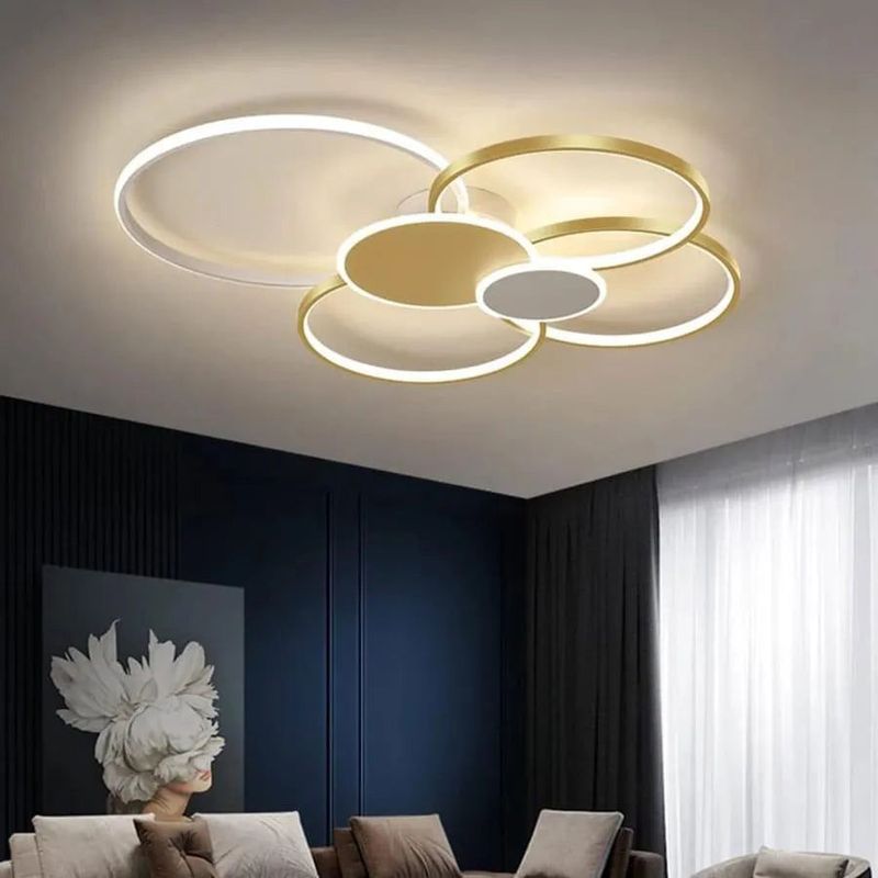 Casa si Gradina - Corpuri si surse de iluminat - Lustre si pendule - Lustra LED Lacerta cu Telecomanda, 200W, Auriu, Acril, Dimabila - Infinity.ro