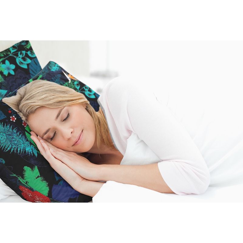 Casa si Gradina - Textile si covoare - Perne si pilote - Perne - Set 2 perne Exotic, microfibra matlasata, 70x70 cm - Infinity.ro