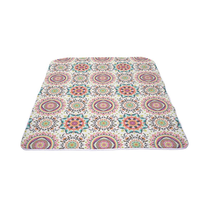 Casa si Gradina - Textile si covoare - Perne si pilote - Pilote - Set Alcam 2 perne microfibra 50x70 cm si pilota matlasata 200x220 cm, Kantha - Infinity.ro