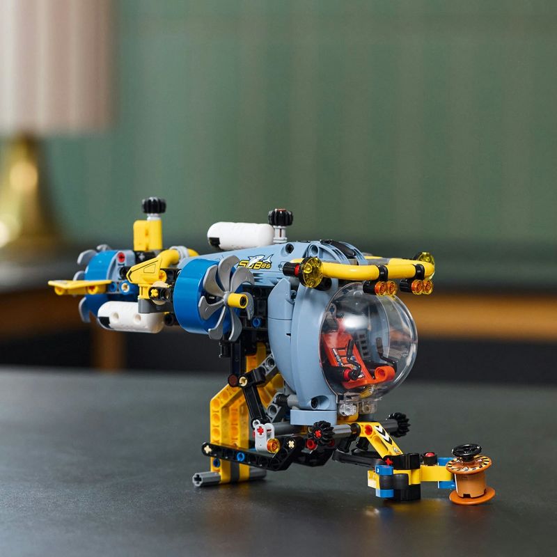 Jucarii, Copii si Bebe - Jucarii si jocuri - Seturi de constructie si cuburi - Seturi de constructie - Lego technic submarin de cercetare 42201 - Infinity.ro
