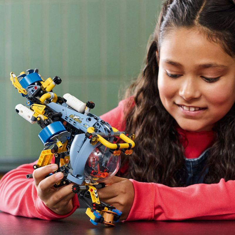 Jucarii, Copii si Bebe - Jucarii si jocuri - Seturi de constructie si cuburi - Seturi de constructie - Lego technic submarin de cercetare 42201 - Infinity.ro
