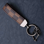 Fashion, accesorii si bijuterii - Femei - Accesorii femei - Alte accesorii femei - Breloc chei din piele si otel zincat, LUVLU™, rotire la 360, inel in D anti-pierdere, 2 inele mici si surubelnita - Infinity.ro