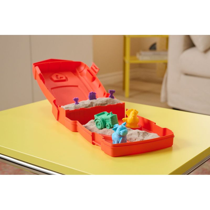 Jucarii, Copii si Bebe - Jucarii si jocuri - Jucarii & jocuri educative - Pasta, lut si nisip modelabil - Kinetic sand set ferma de animale 340g - Infinity.ro