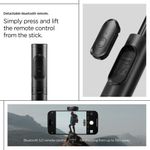 Laptop, Telefoane si Tablete - Telefoane mobile si accesorii - Accesorii Telefoane - Selfie stick-uri - Selfie Stick Albastrutooth cu Telecomanda- Spigen (S541W) - Negru - Infinity.ro