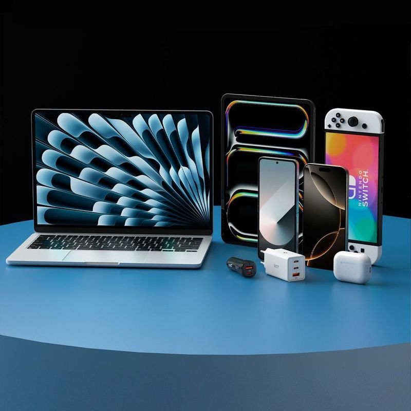 Laptop, Telefoane si Tablete - Telefoane mobile si accesorii - Accesorii Telefoane - Cabluri si adaptoare telefoane - Cablu pentru Alimentare Type-C, 60W, 480Mbps, 1m - Spigen Essential (EB6010CC) - Alb - Infinity.ro