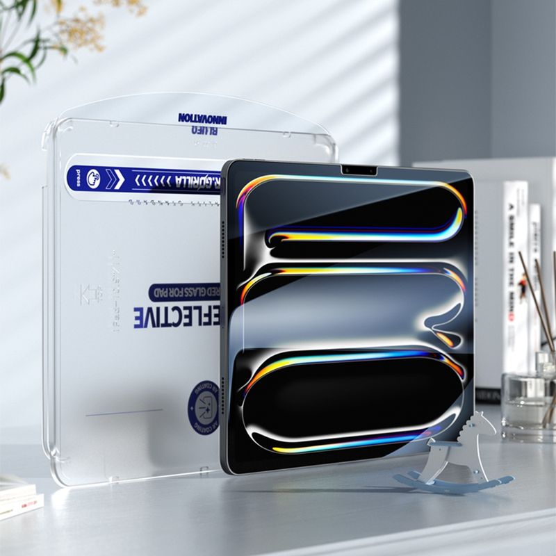 Laptop, Telefoane si Tablete - Tablete si accesorii tablete - Accesorii Tablete - Folii protectie tablete - Folie pentru iPad Pro 12.9 (2020 / 2021 / 2022) cu Aplicator - Albastruo Anti-Reflective HD Glass - Transparent - Infinity.ro