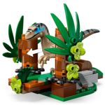 Jucarii, Copii si Bebe - Jucarii si jocuri - Seturi de constructie si cuburi - Seturi de constructie - LEGO Jurassic World Evadare off-road din calea unui Velociraptor 76972 - Infinity.ro