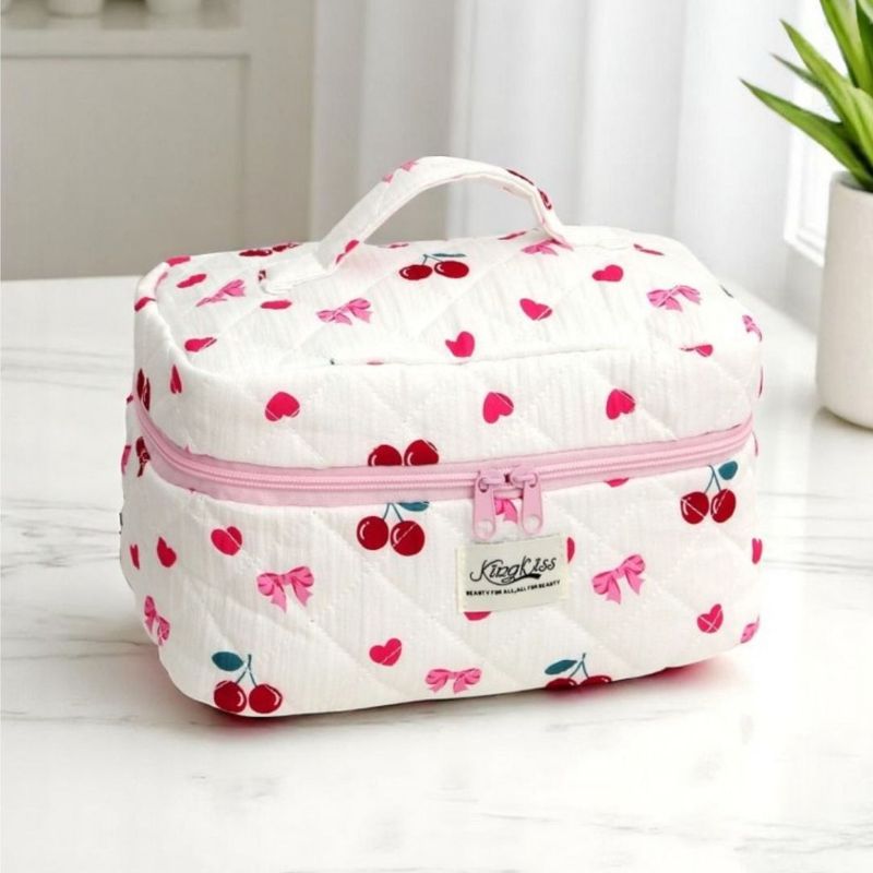 Ingrijire personala si Cosmetice - Machiaj - Portfarduri si genti cosmetice - Geanta pentru cosmetice, quilted, model cirese si fundite, 16x16x25 cm, eCarla, KS150 - Infinity.ro