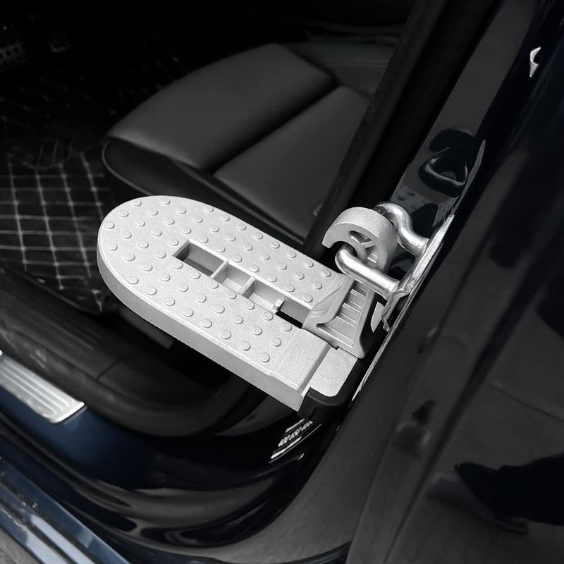 Auto si Moto - Reparatii si depanare - Scule auto - Scule si truse auto - Pas cu Carlig Pliabil Multifunctional pentru Usa Masinii, cu Functie de Ciocan de Siguranta, Scara cu Pedala Mini - Infinity.ro