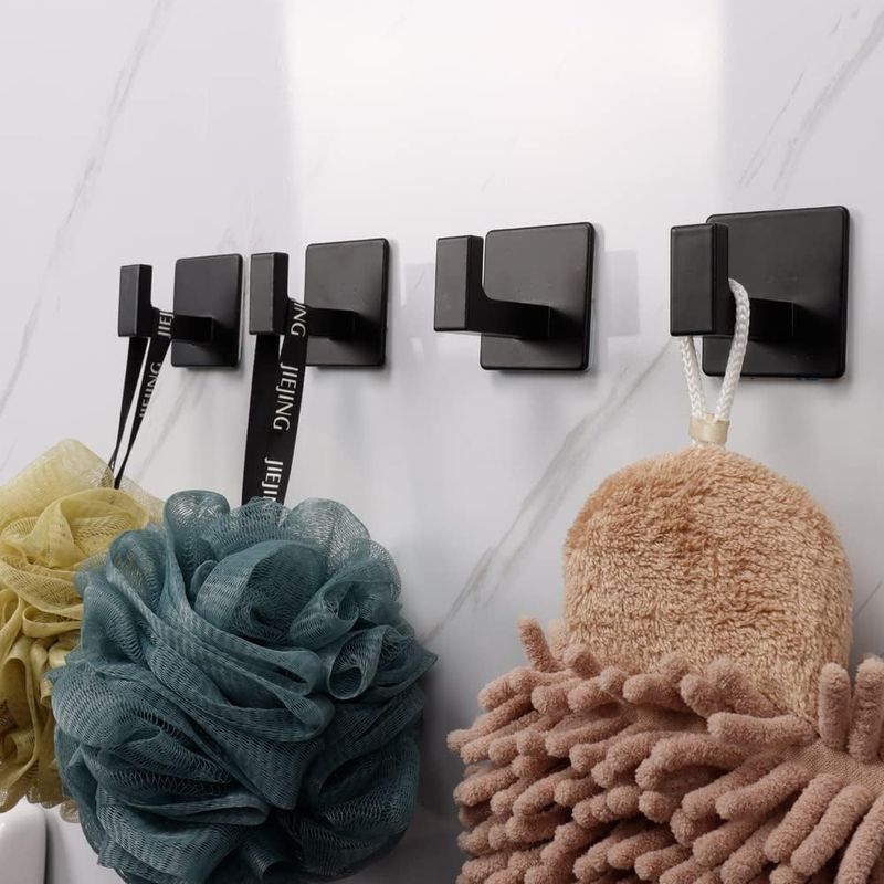 Casa si Gradina - Mobilier - Organizare si depozitare - Cuiere - Set 4 Cuiere Autoadezive Otel Inoxidabil, Fara Gaurire, Rezistente la Apa si Rugina,  Negru 4.5x4.5 cm - Infinity.ro