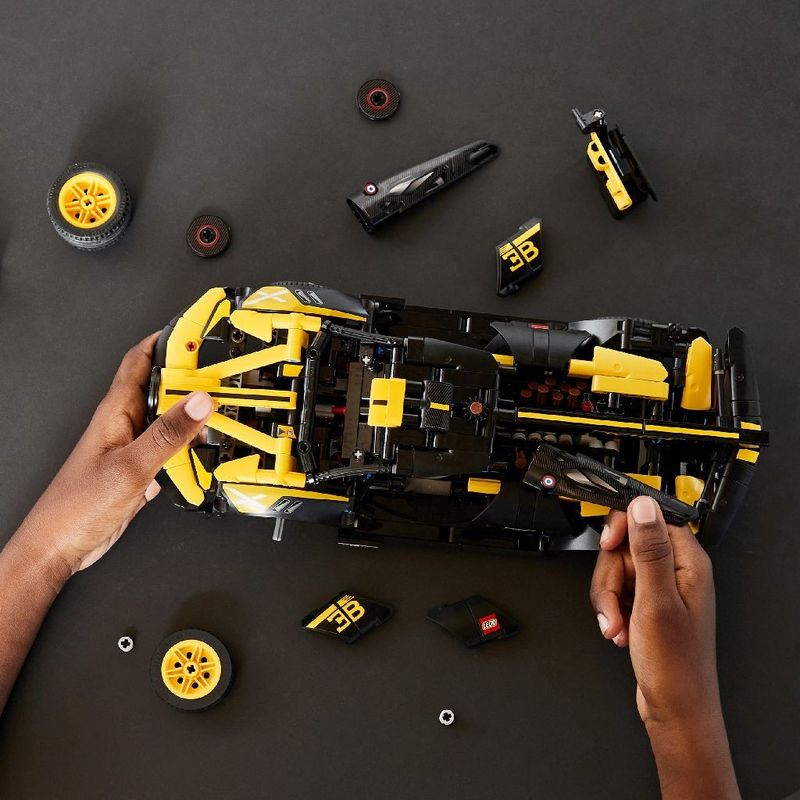 Jucarii, Copii si Bebe - Jucarii si jocuri - Seturi de constructie si cuburi - Seturi de constructie - Lego technic bolid bugatti 42151 - Infinity.ro