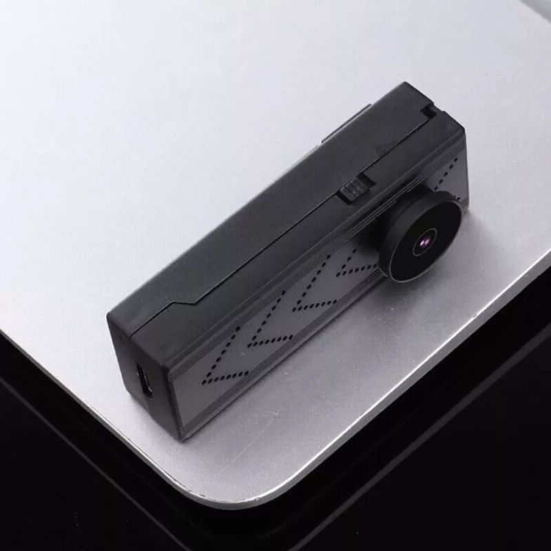 Laptop, Telefoane si Tablete - Wearables si gadgeturi - Gadgeturi - Dispozitive spionaj - Nasture cu Camera Spion iUni IP131, Wi-Fi, 4K, Card Micro SD 8GB - Infinity.ro