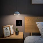 Casa si Gradina - Electrice - Distributie electrica si comanda - Intrerupatoare - Intrerupator touch cap scara, cap cruce iUni 1F, Sticla securizata, LED, Negru - Infinity.ro