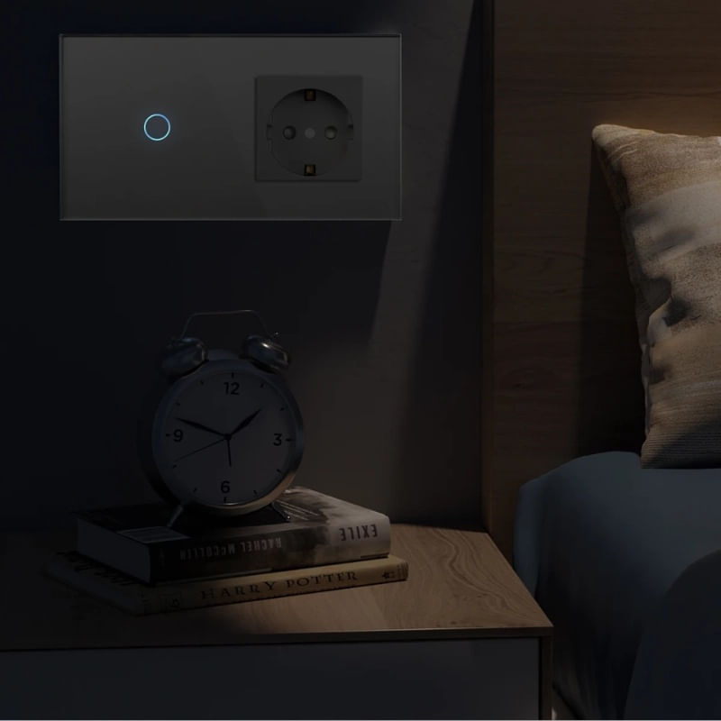 Casa si Gradina - Electrice - Distributie electrica si comanda - Intrerupatoare - Intrerupator touch si Priza, Rama sticla securizata, iUni 1Y, LED, Silver - Infinity.ro