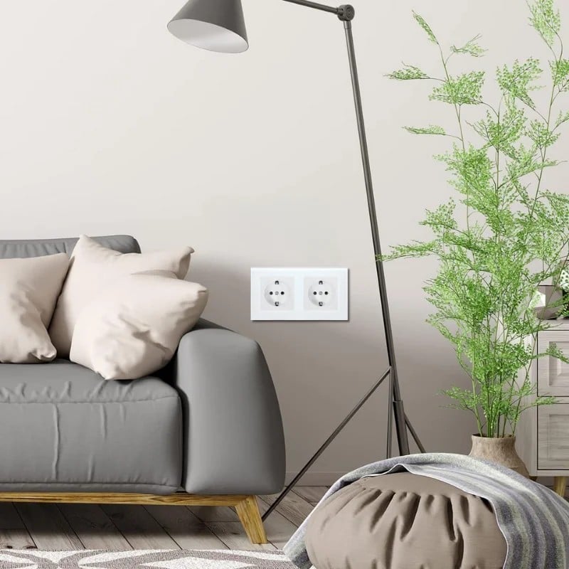 Casa si Gradina - Electrice - Prize - Priza dubla cu rama din sticla securizata iUni WS2, 16A - Infinity.ro