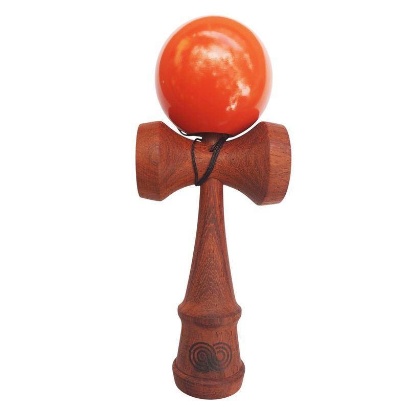 Jucarii, Copii si Bebe - Jucarii si jocuri - Jucarii & jocuri educative - Jucarii interactive - Kendama din lemn natural, Bila lemn + Sticker pentru telefon, 145KD - Infinity.ro