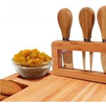 Casa si Gradina - Bucatarie si vesela - Vesela si tacamuri - Platouri de bucatarie - Set servire aperitive si branzeturi, 5 piese, cutite si ustensile pentru servire din inox, bambus, 35.8x28x1.5cm - Infinity.ro