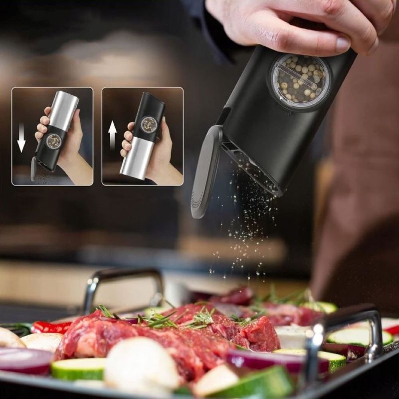 Casa si Gradina - Bucatarie si vesela - Ustensile bucatarie - Rasnite si dozatoare condimente - Set 2 rasnite electrice pentru condimente, reincarcabile, lumina LED, reglaj macinare, stand pentru incarcare, otel, Gri - Infinity.ro