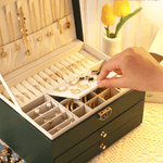 Fashion, accesorii si bijuterii - Femei - Bijuterii femei - Cutii bijuterii - Cutie Pentru Bijuterii, AB Luxury Concept, cu 3 nivele si 2 sertare, compartimentata, 27x17x14cm, piele ecologica, verde - Infinity.ro