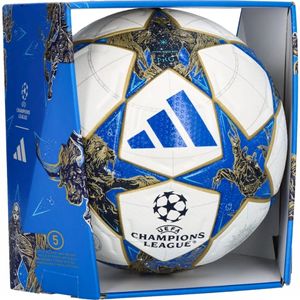 Sport si Outdoor - Sporturi de echipa - Fotbal - Infinity.ro