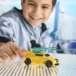 Jucarii, Copii si Bebe - Jucarii si jocuri - Figurine - Transformers Cyberworld Robot Bumblebee Blindat Transformabil - Infinity.ro