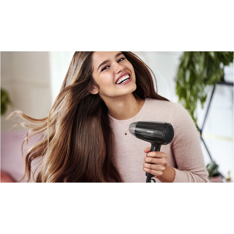 Ingrijire personala si Cosmetice - Aparate & accesorii ingrijire personala - Hair styling - Uscatoare de par - Uscator de par Philips EssentialCare BHC010/10, 1200 W, 3 setari temperatura, maner pliant, Negru - Infinity.ro